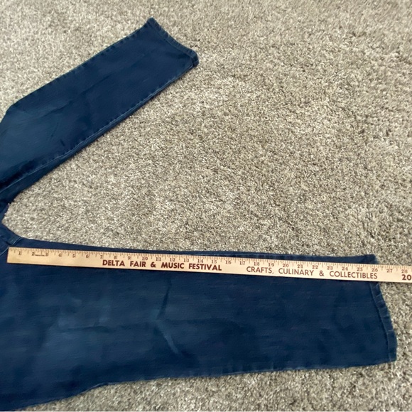 10 Petite Gloria Vanderbilt Amanda Jeans Decorative Stitching Studs on Pockets - Picture 10 of 11